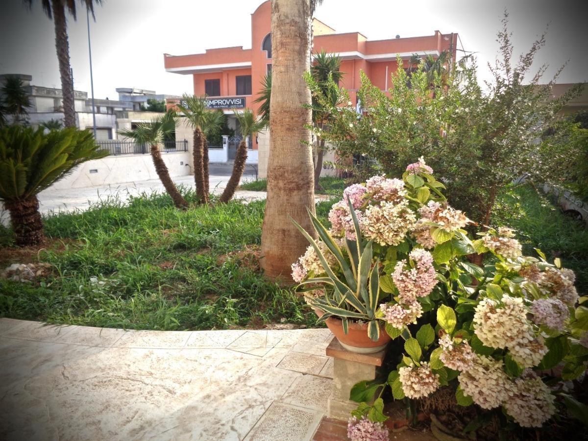 B&B Dei Ciclopi Salice Salentino Exterior photo